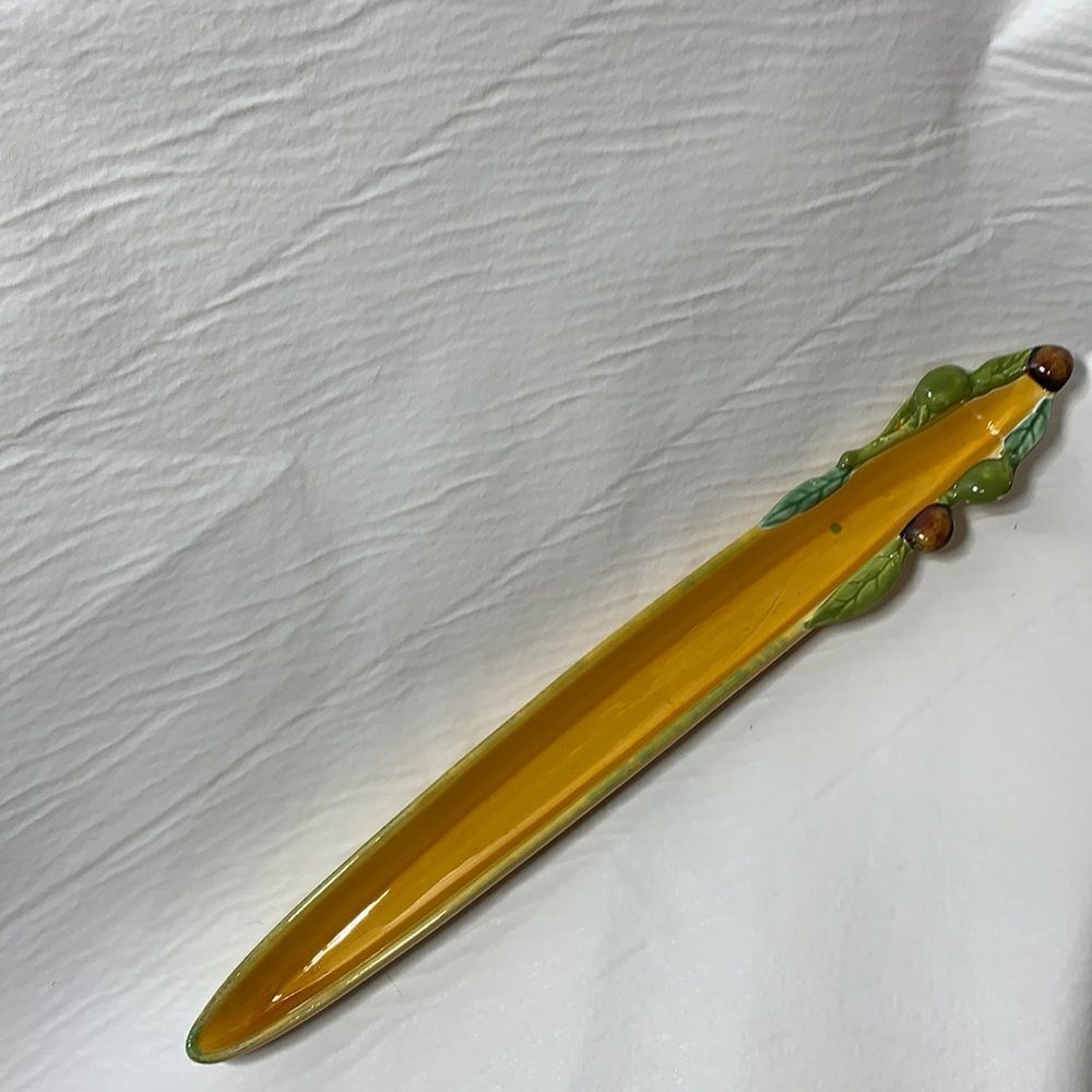 Olive Or Appetizer Tray Dennis East Brand Gold With Leaves And Olives Serving